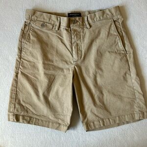 Banana republic lived-in short. size 30.